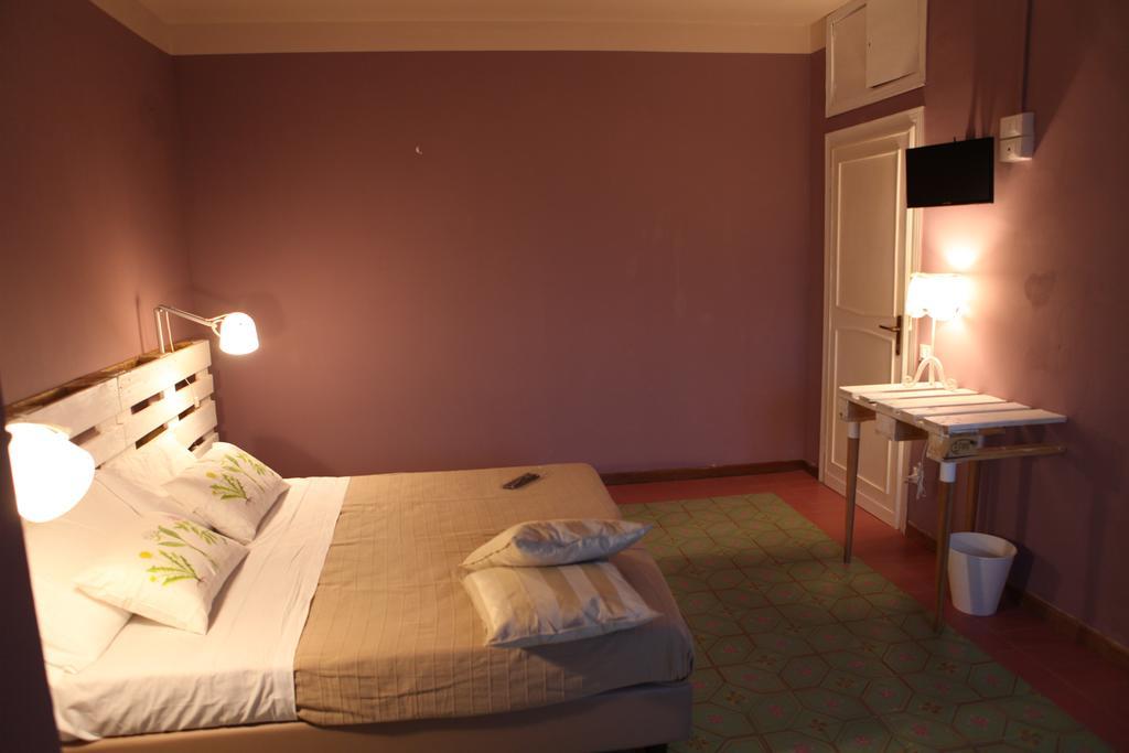Duomo House Hotel Pisa Room photo